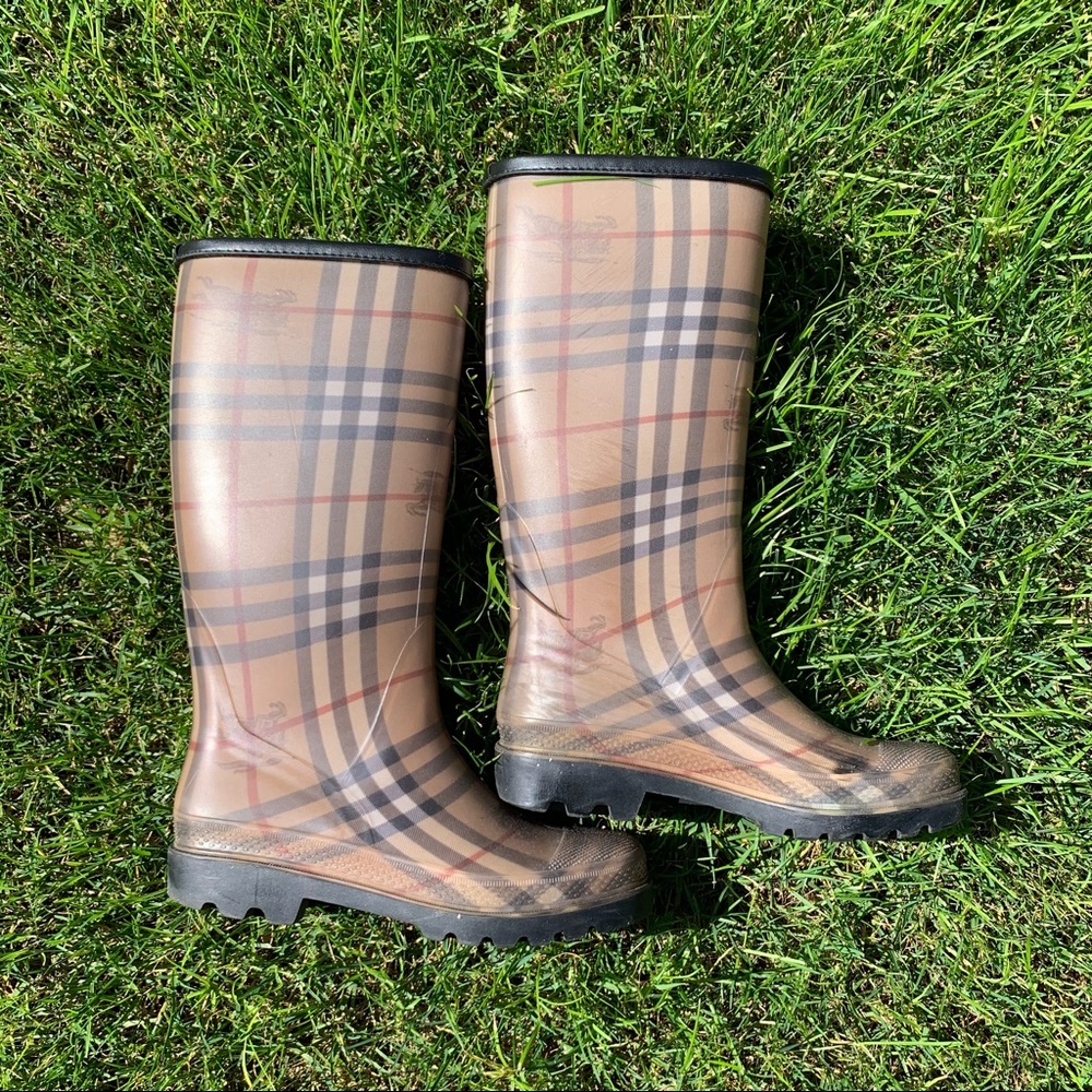 Burberry Classic Check Rain Boots size 37